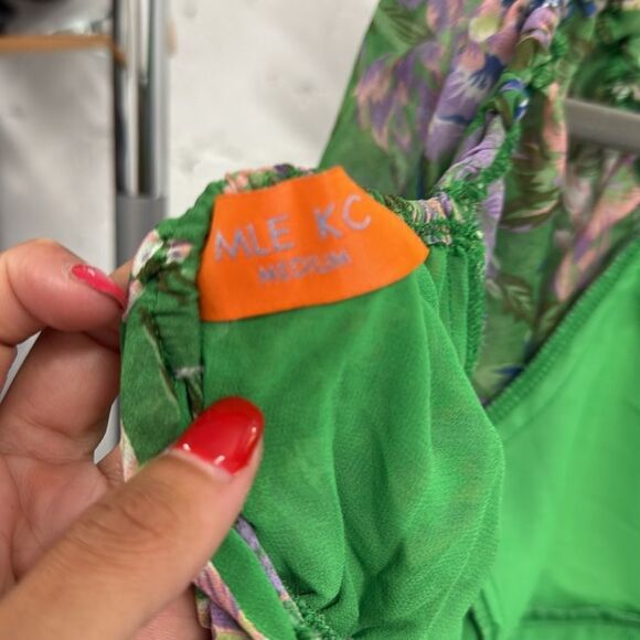 Floral Green Puff Sleeve Long Sleeve Crop Top - Open Back Ties - Size Medium - Picture 4 of 4